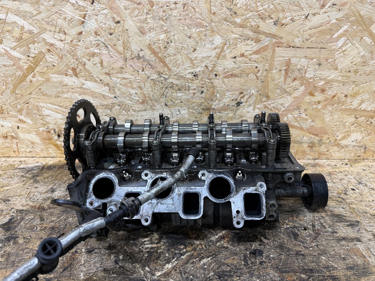 LEVÁ HLAVA VÁLCŮ 3.0 TDI 059353EK - 2