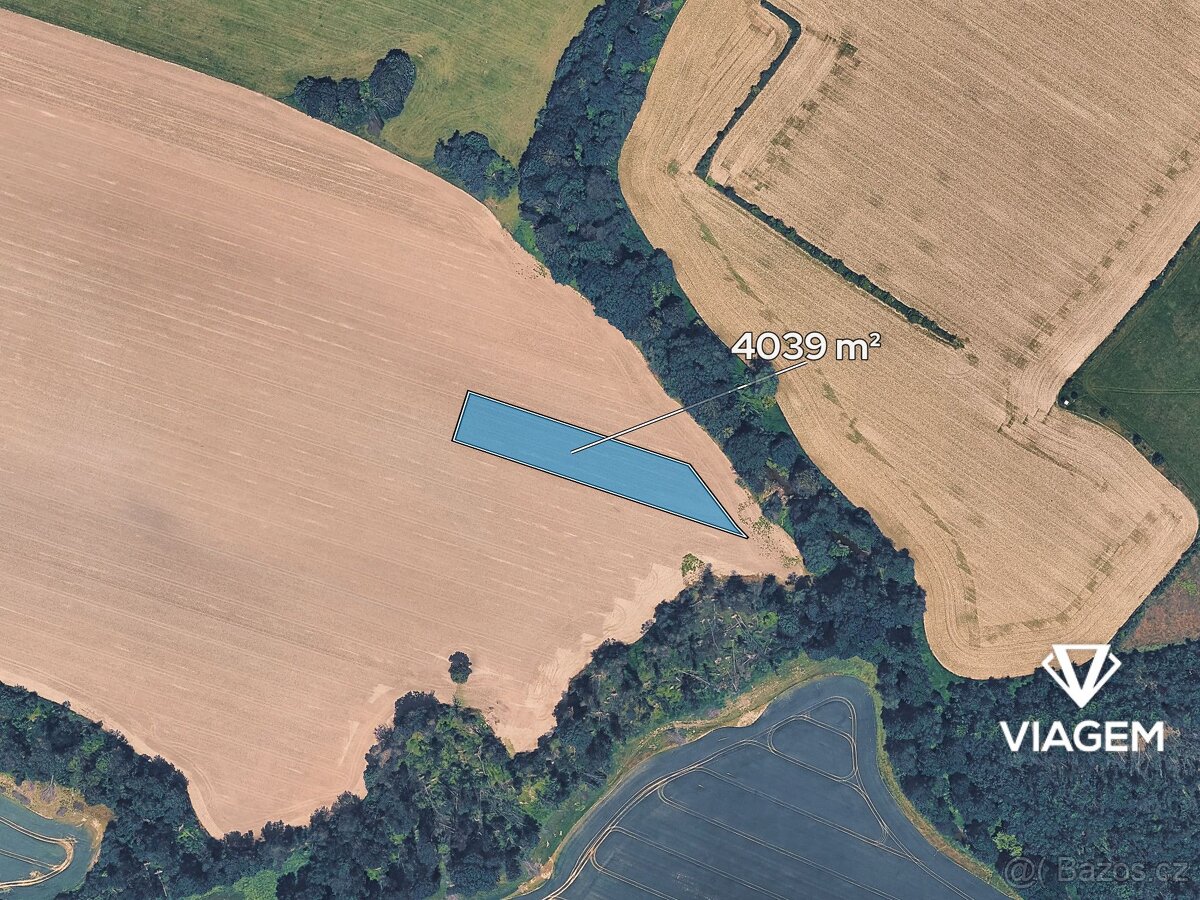Pole 4 039 m², Podíl 14 % o výměře 577 m² - 2