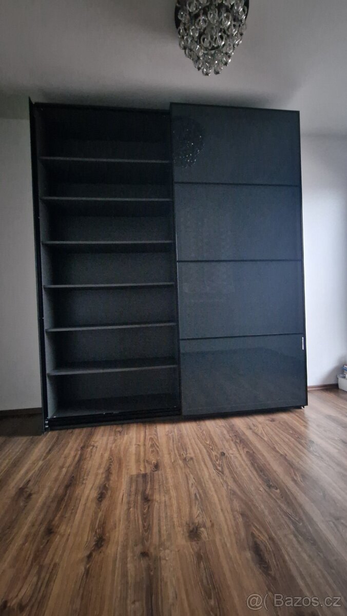 Prodám šatní skříň IKEA - 2