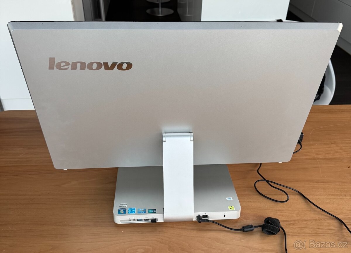 Lenovo All in One PC i7 2,3 GHz 8 GB RAM 1 TB HDD - 2