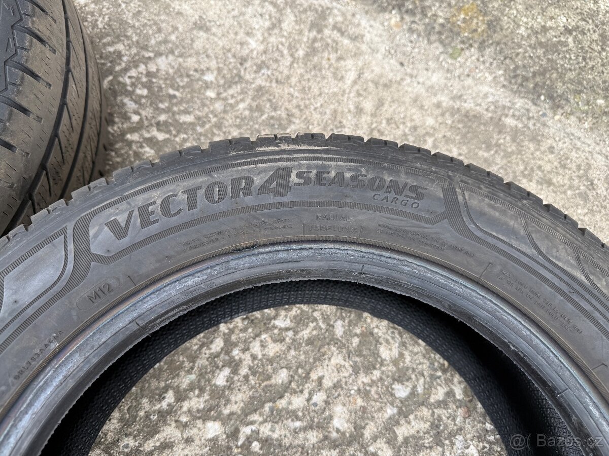 2ks zimní pneu 195/60/16 C - Goodyear Vector 4 Seasons - 2