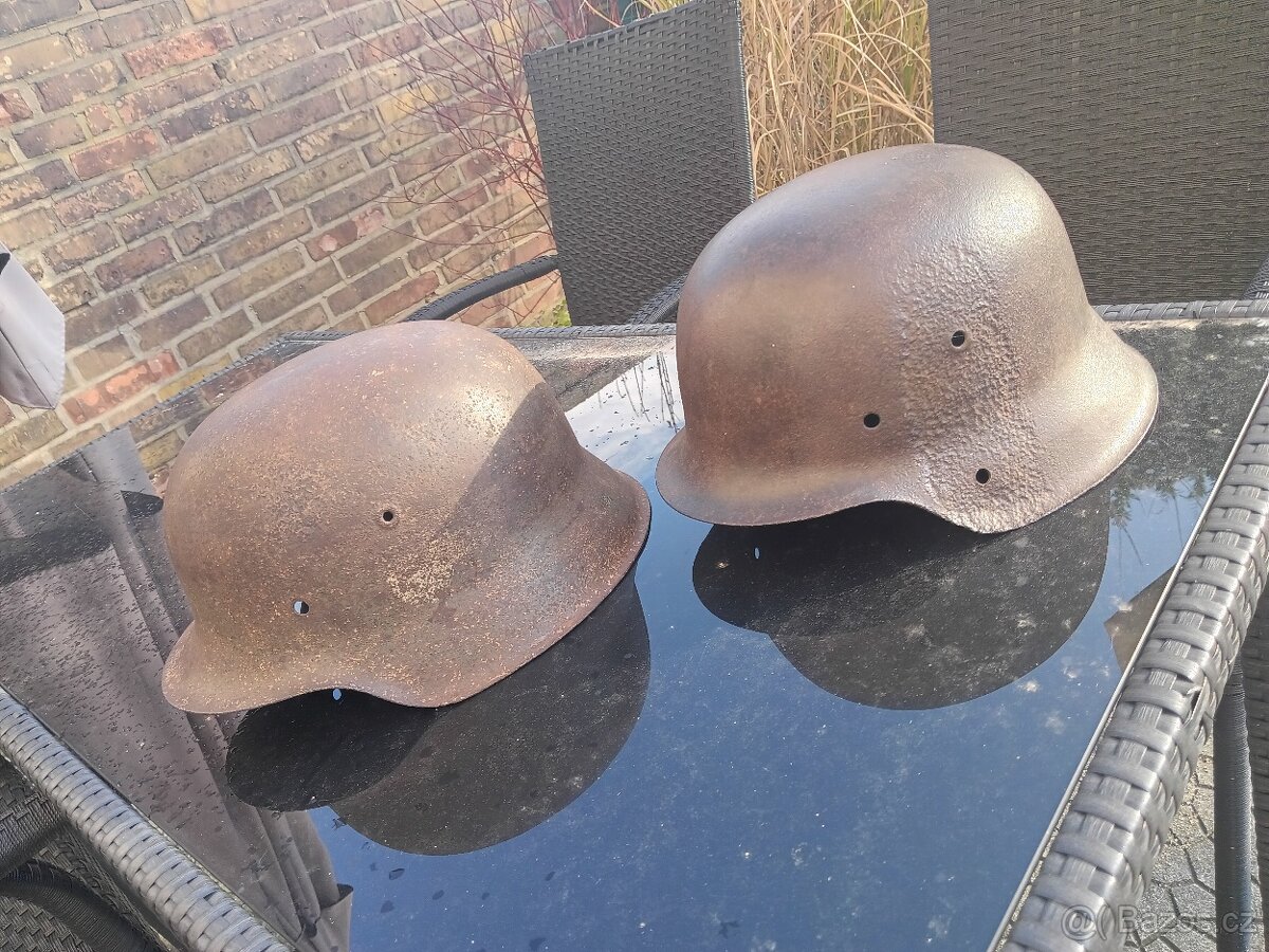 Německá helma M42 originál 2 ks - 2