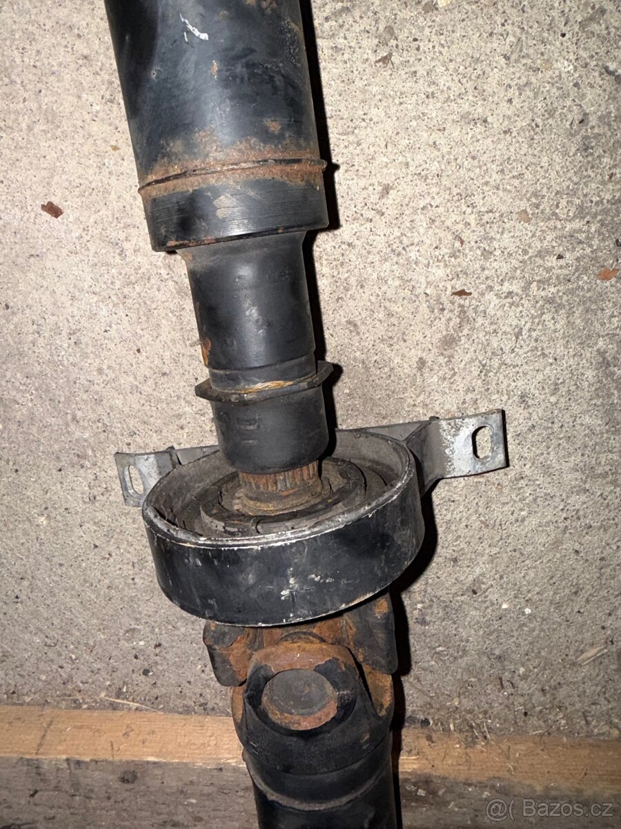 Prodám kardan na E46 320i-325i - 2
