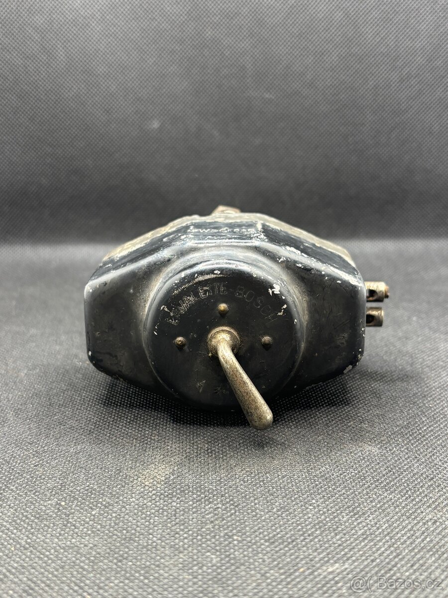 Bosch motorek stěrače na veteran - 2