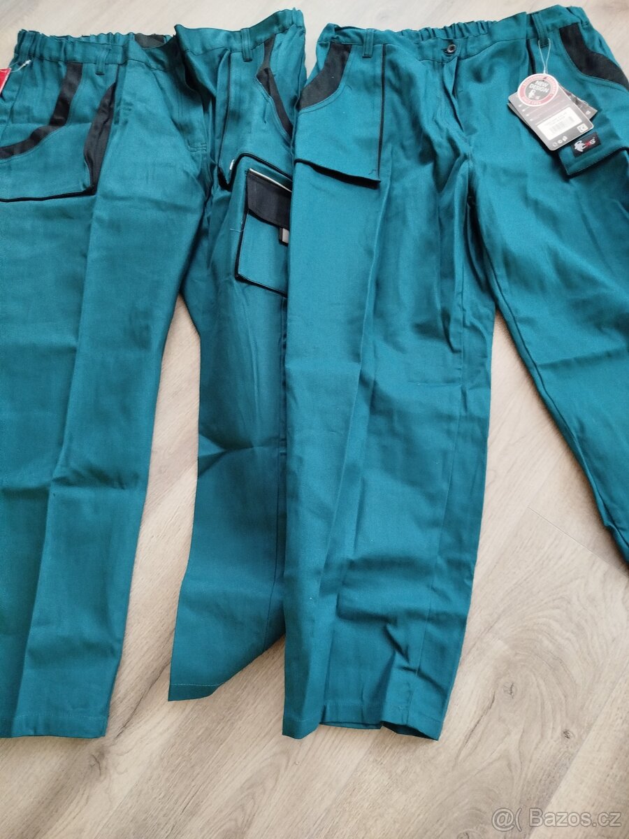 Dámské pracovní montérky. - 2