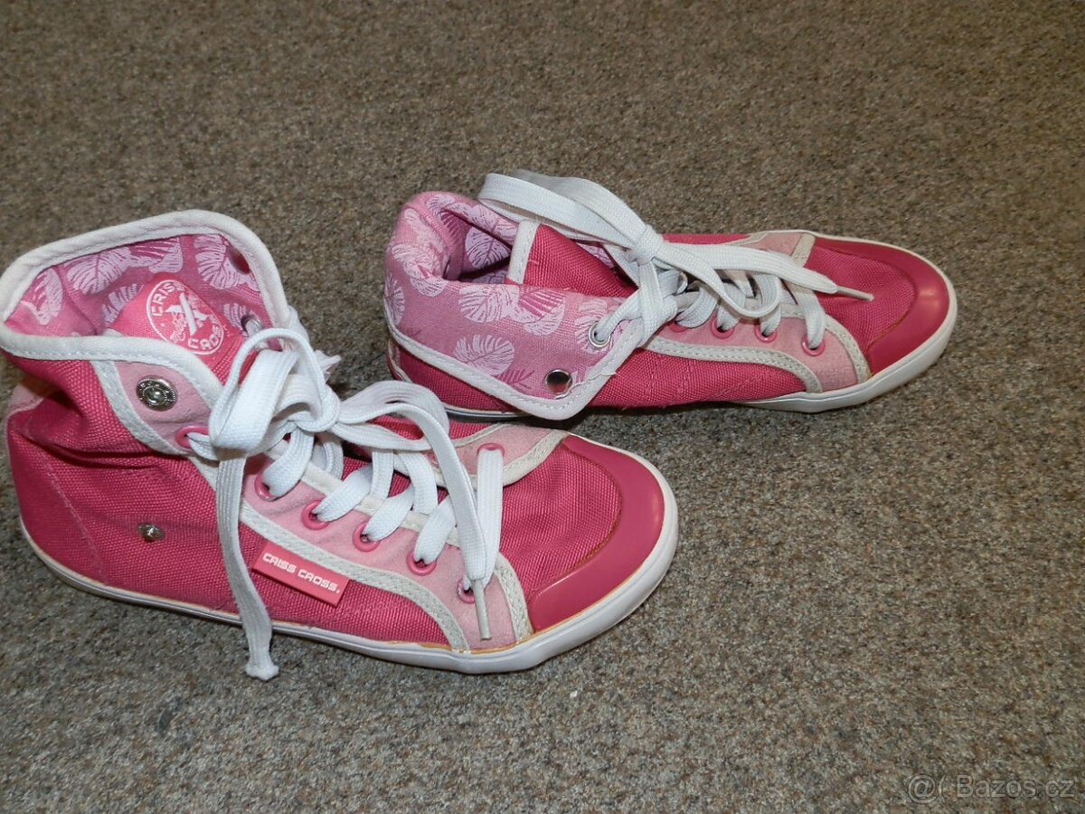 Dívčí kecky vel.32 - 2