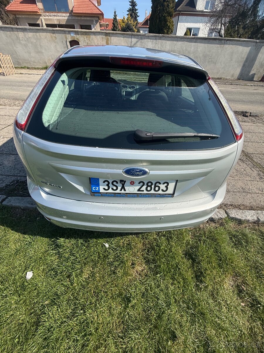 Ford Focus 1.6 - 2