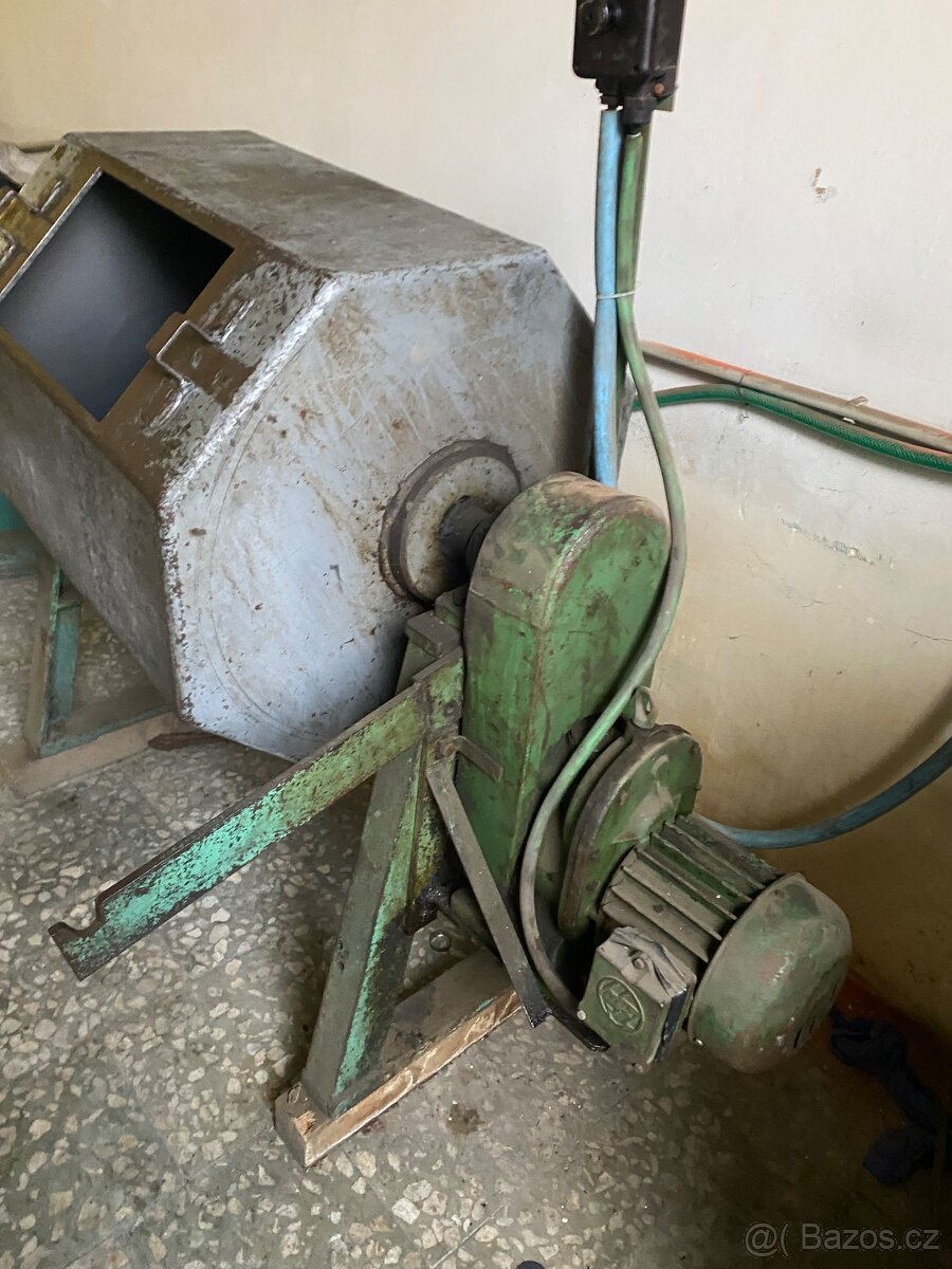 ROTAČNÍ BUBNOVÉ OMÍLAČKY S ELEKTROMOTOREM - 2