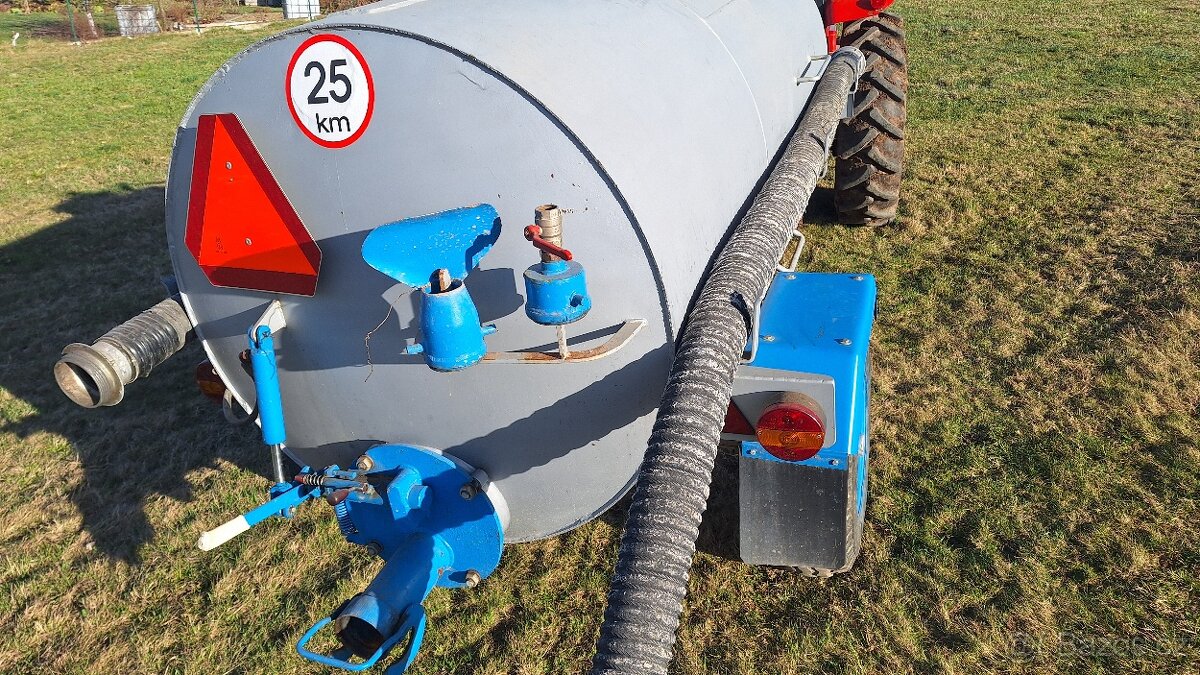 Prodám fekal -cisternu - 2