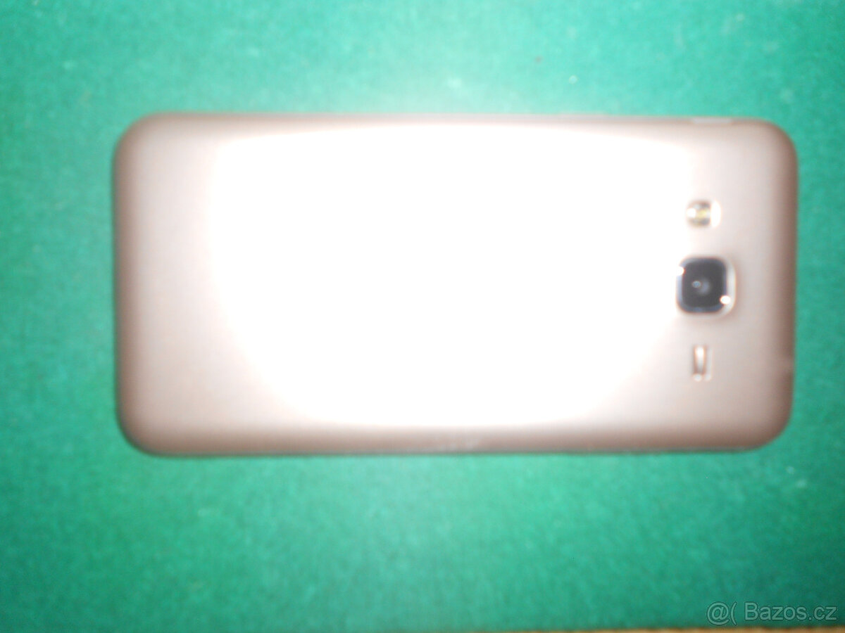 Mobilní telefony - makety - 2 kusy. - 2