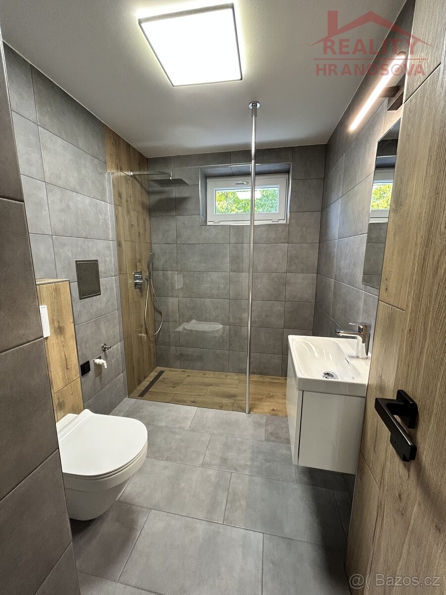 Prodej bytu v os. vl. s lodžií, 2+1, ul. Šponarova - 2