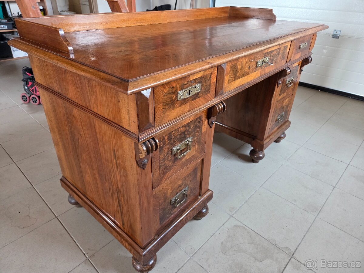 Starožitný psací stůl - 2