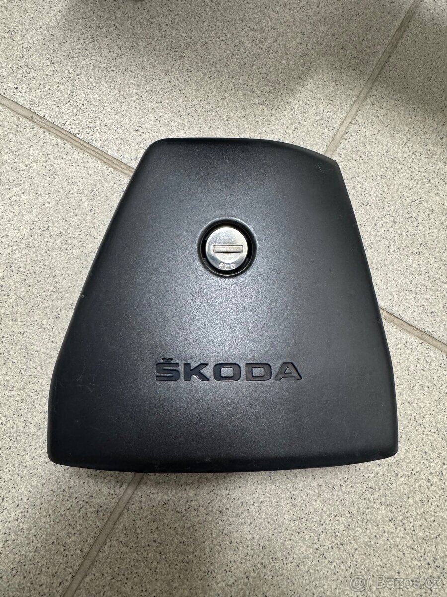 Originální příčné nosiče Škoda Octavia IV (liftback) - 2