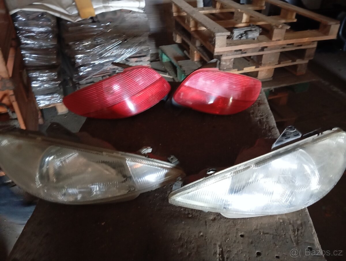 Peugeot 206 světla - 2