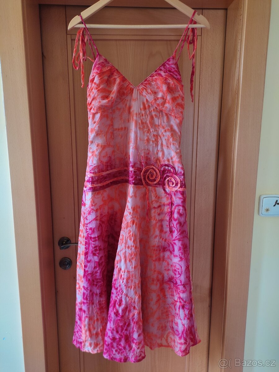 Hedvábné šaty - 2