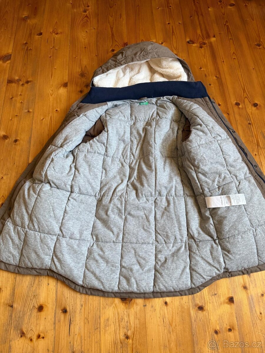Benetton, zimní chlapecká bunda. - 2