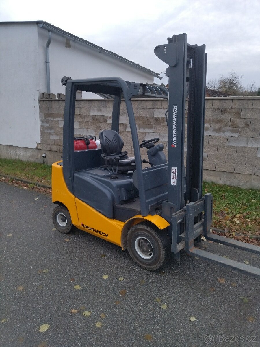 VZV Jungheinrich TFG 320 - 2