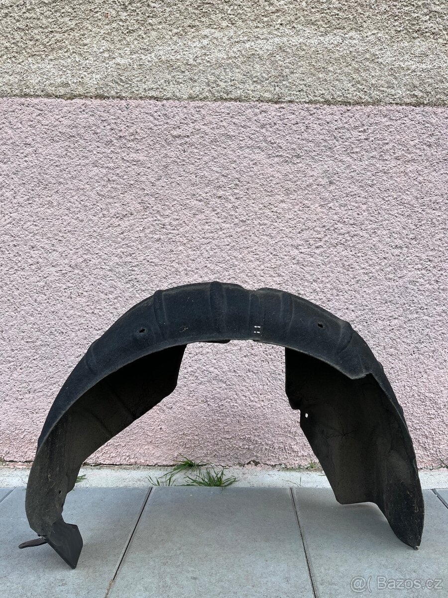 Levý zadní podběh Škoda Superb 3 - 2