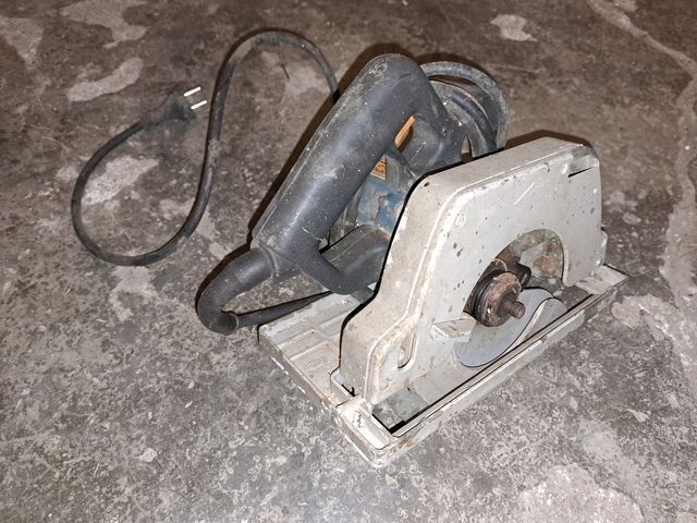 Okružní pila/ Mafl - 2