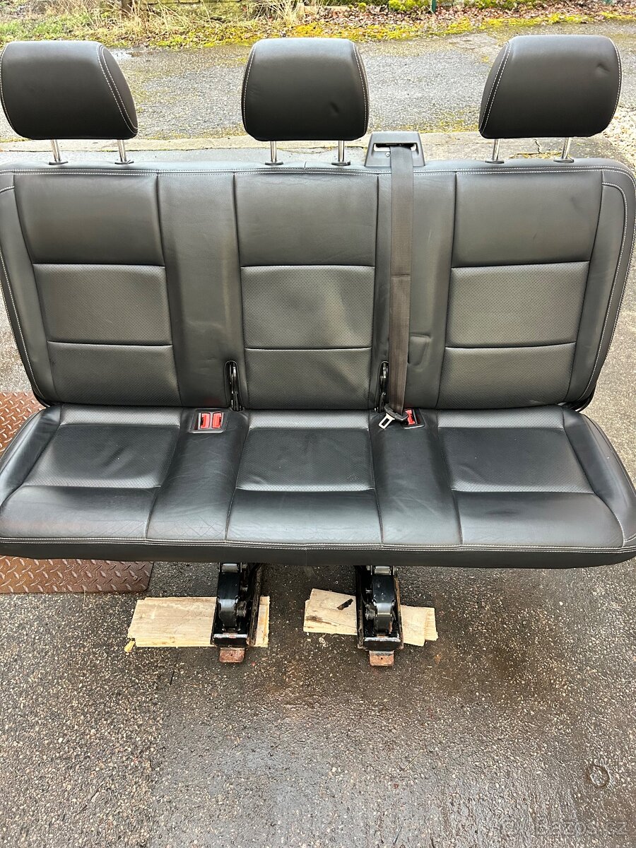 Sedacky VW Transporter T5 - 2