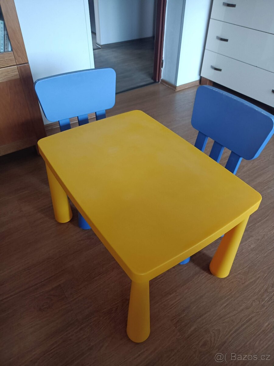 Stoleček a dvě židličky IKEA - 2