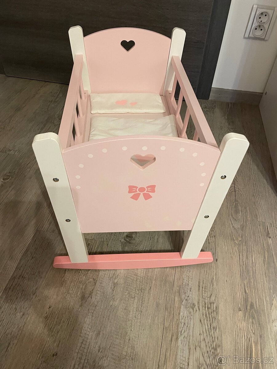 Dřevěná kolébka pro panenky - 2