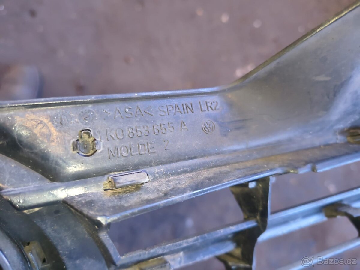 VW GOLF V. - MASKA - 2