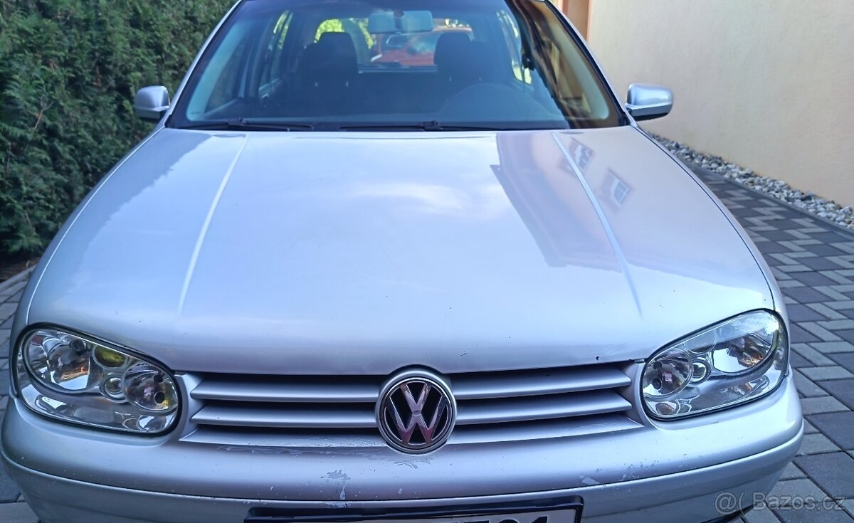 Volkswagen Golf 4, benzín 1,6 - 2