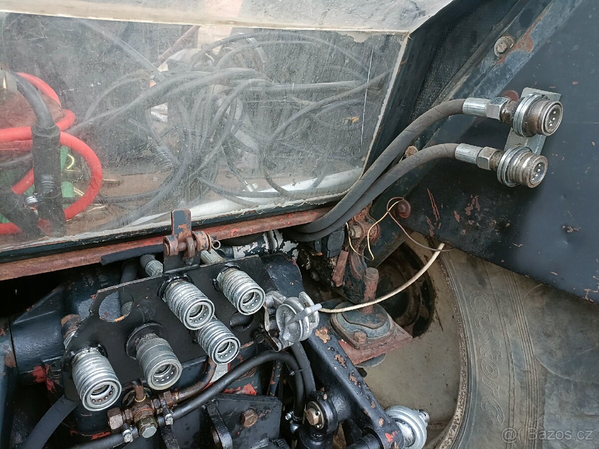 Kompletni třisekcni rozvaděč - 6 hadic ZETOR - 2