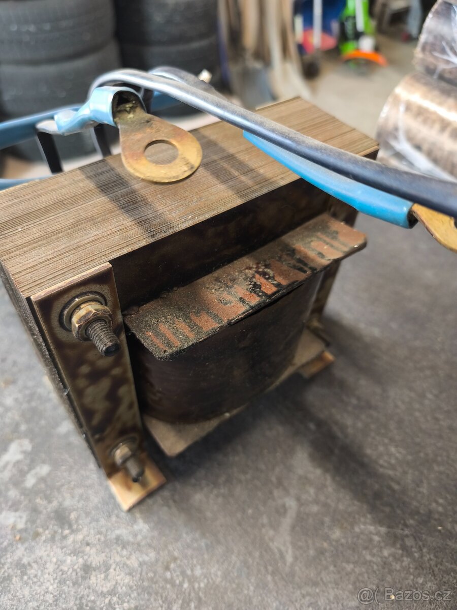 Transformátor 12/24V 50 A - 2