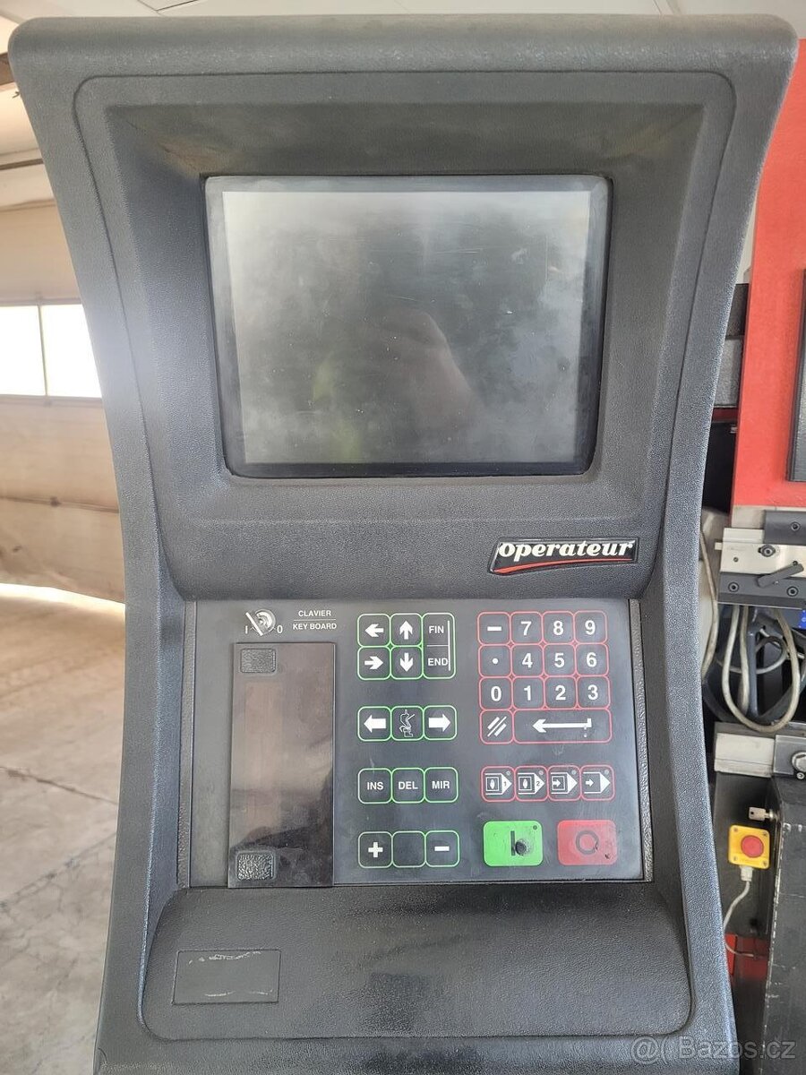 Ohraňovací lis AMADA ITS2 802 - 2