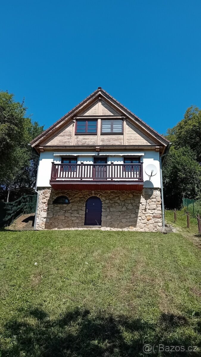 Chalupa,dům na polosamotě s pozemkem 5000m², Luhačovice - 2