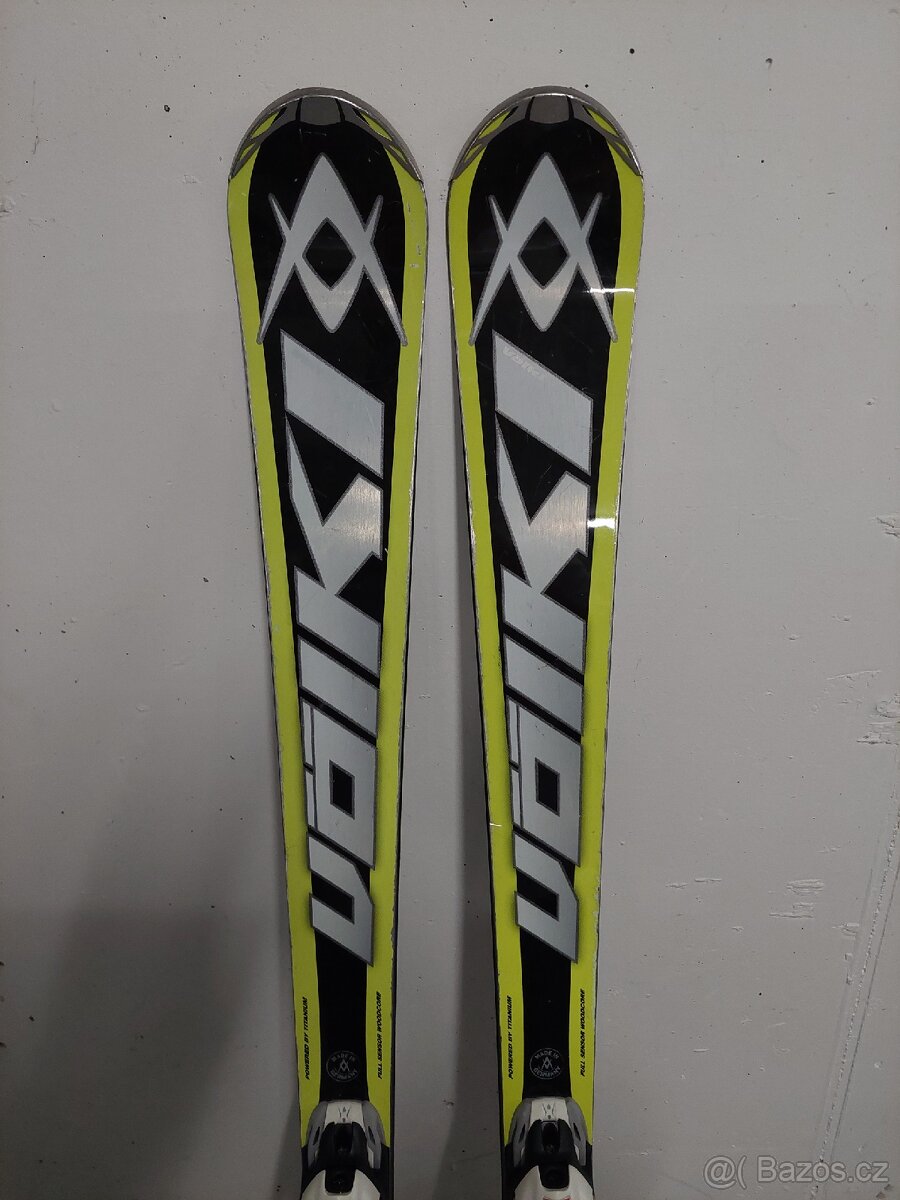 Slalomove zavodni lyze Volkl - 2