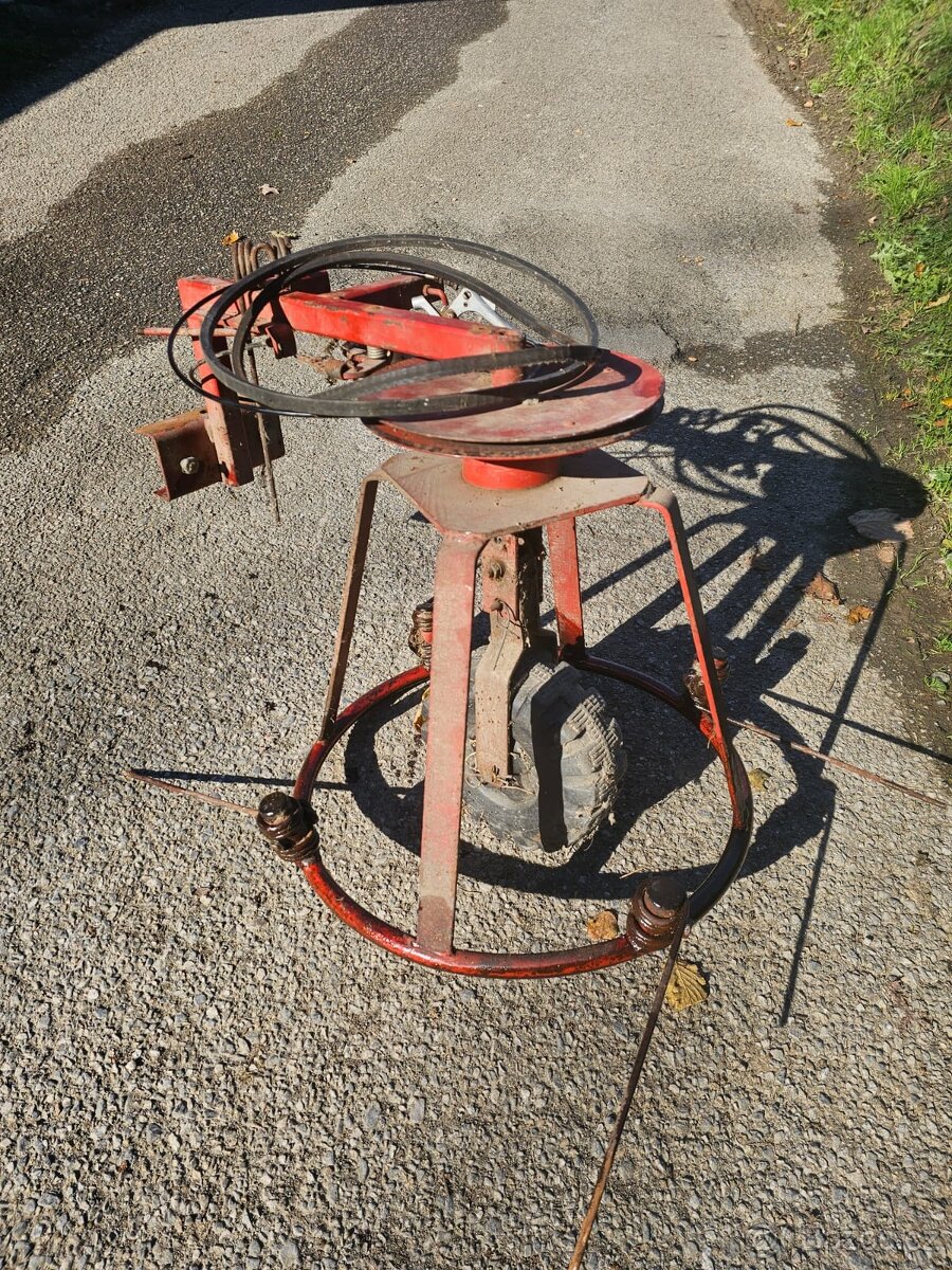 Prodám nářadí na kultivátor Mountfield - 2