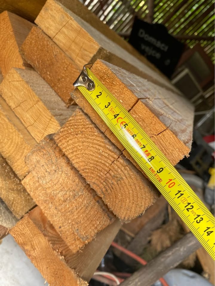 Prodám dřevěné hranoly - 2