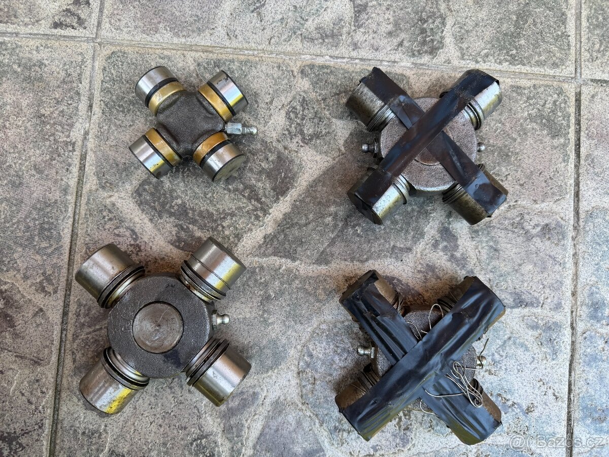 Kříž kardanu 4x - velký asi PV3S - 2