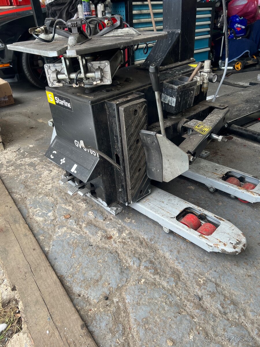 Poloautomatická zouvačka GV ST051 - 2