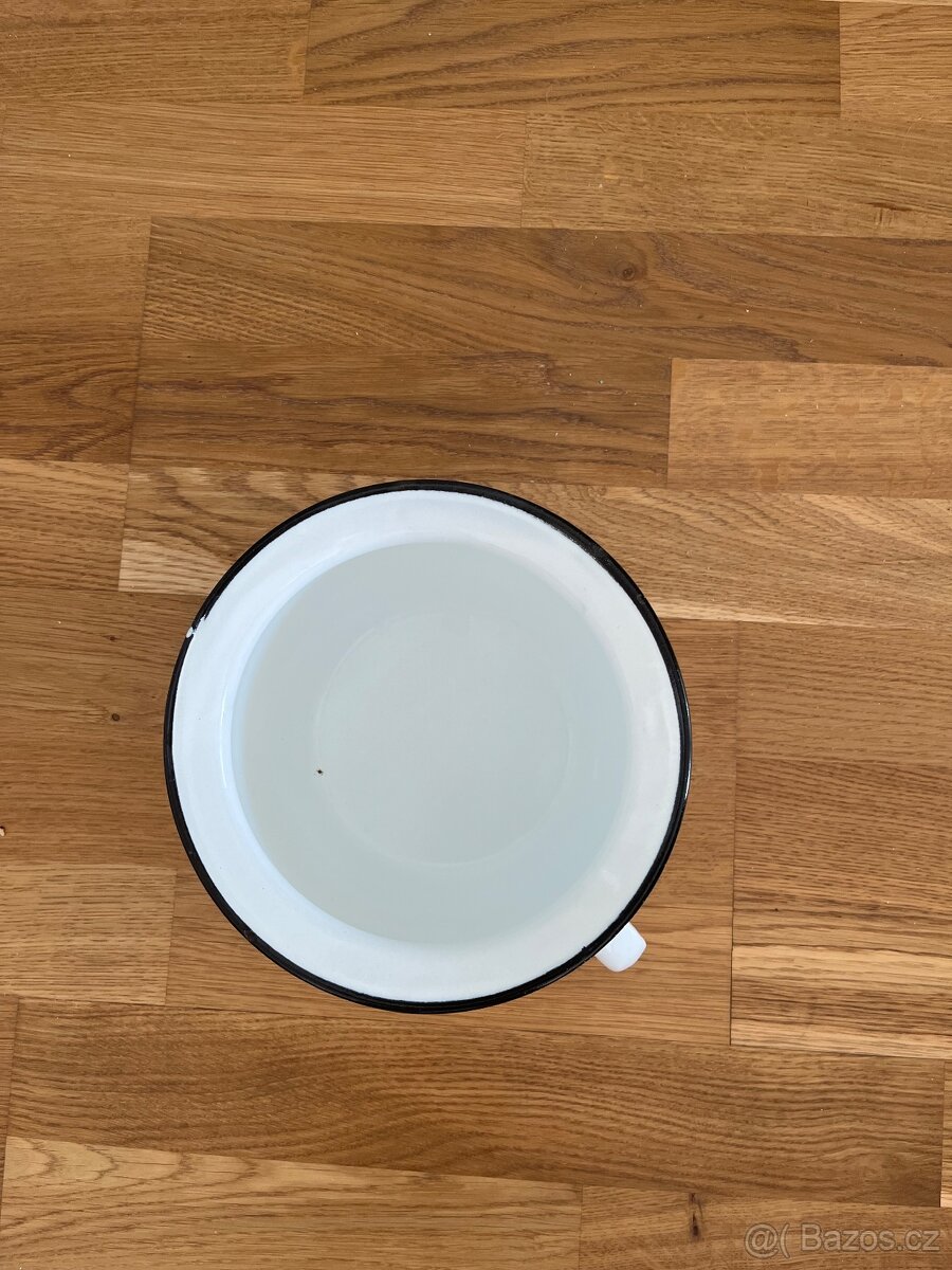 Smaltovany nocnik - 2