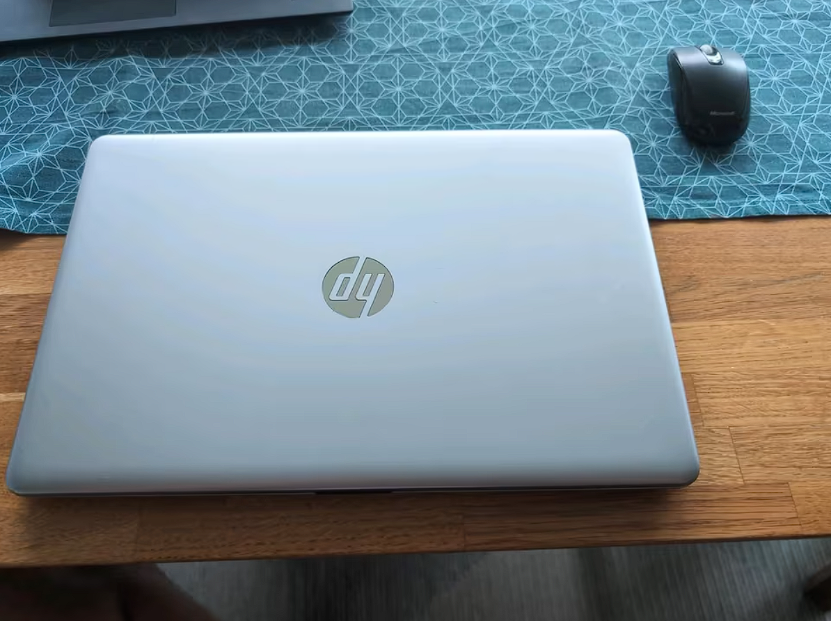 HP 250 G6 | plně funkční - 2
