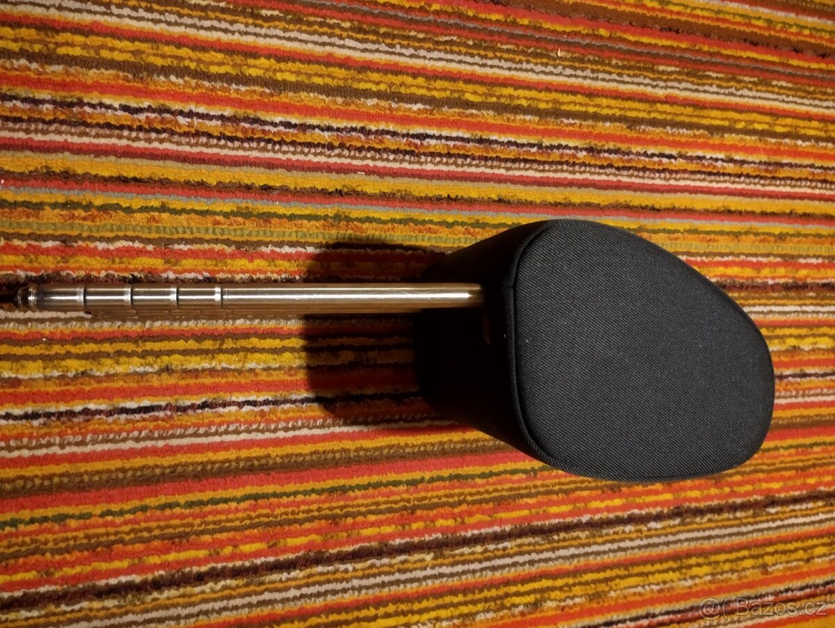 Opěrka hlavy přední Octavia - 2