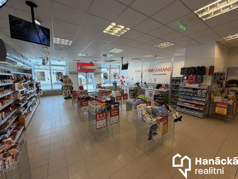 Pronájem, Obchodní prostor, 470m2, Hranice - 2