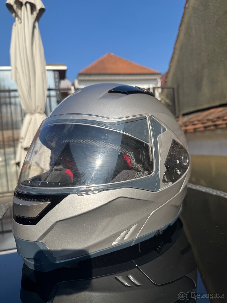 Výklopná moto helma - 2