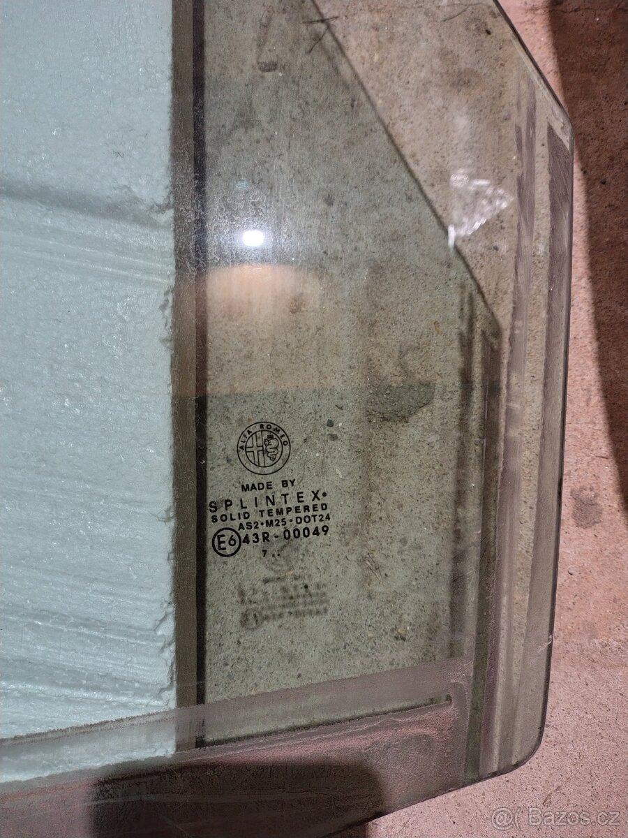 Zadní skla alfa 159 - 2