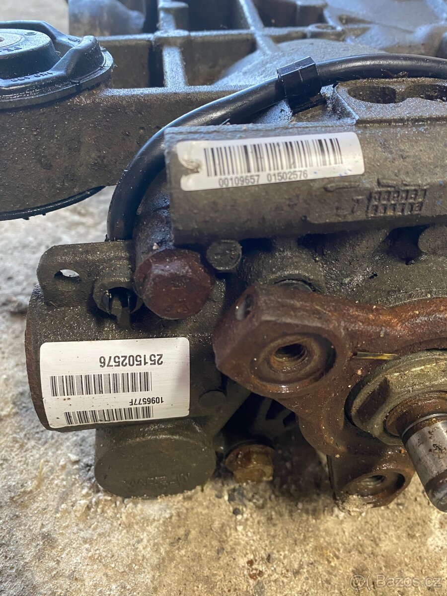 Zadní diferenciál 4x4 - 2