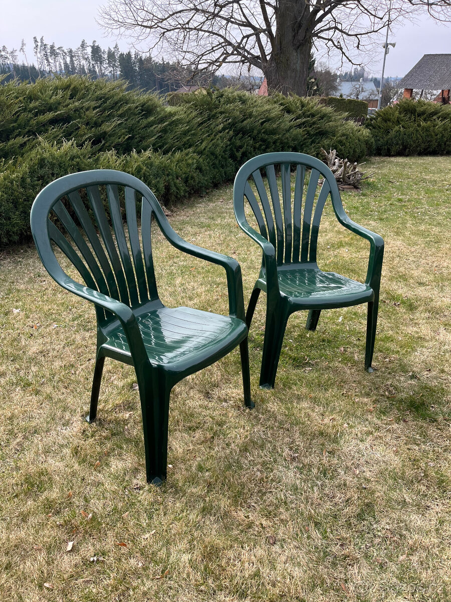 2x plastové křeslo - 2