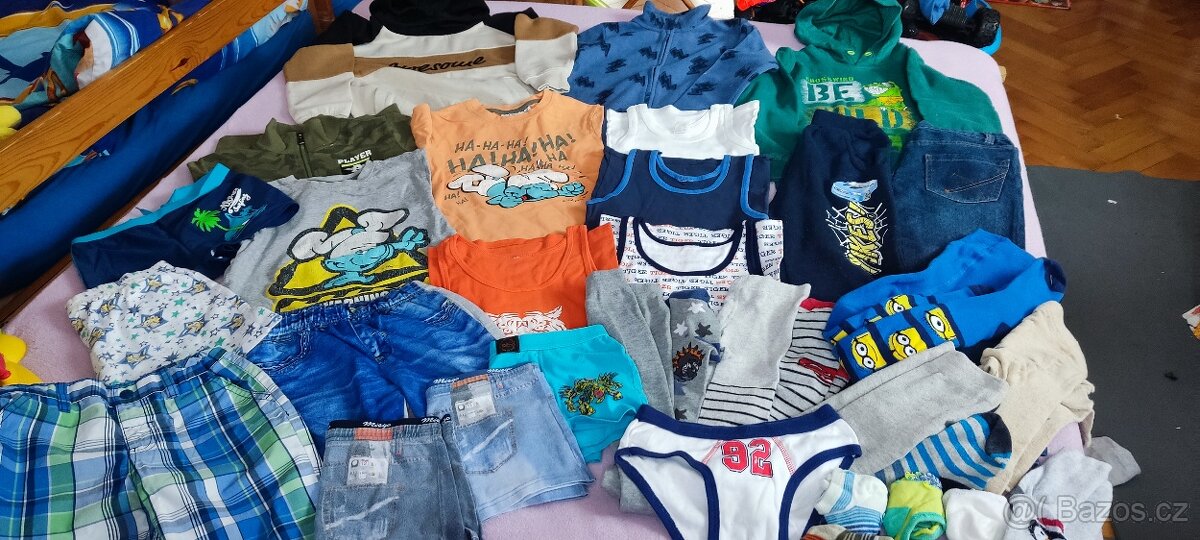 Oblečení 122/128 - 2