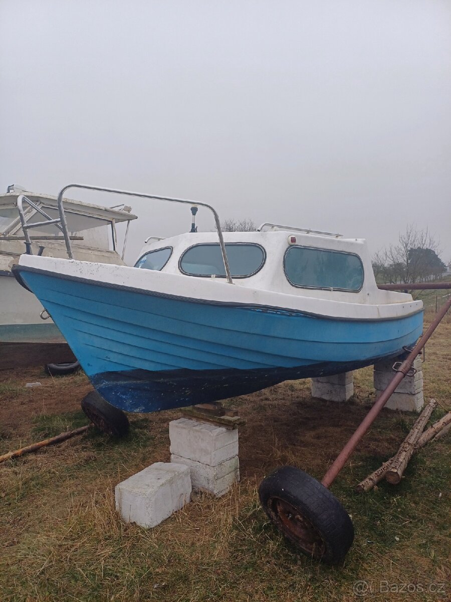 Prodám lodě - 2