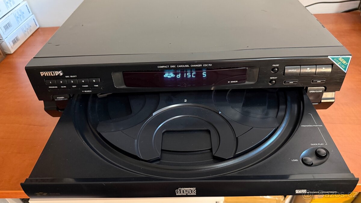 CD přehrávač Philips CDC751 CD changer TDA1545 - 2