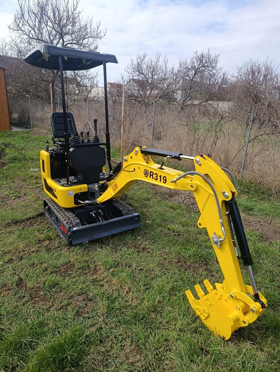 Bagr pásový minibagr RIPPA 1t - 2