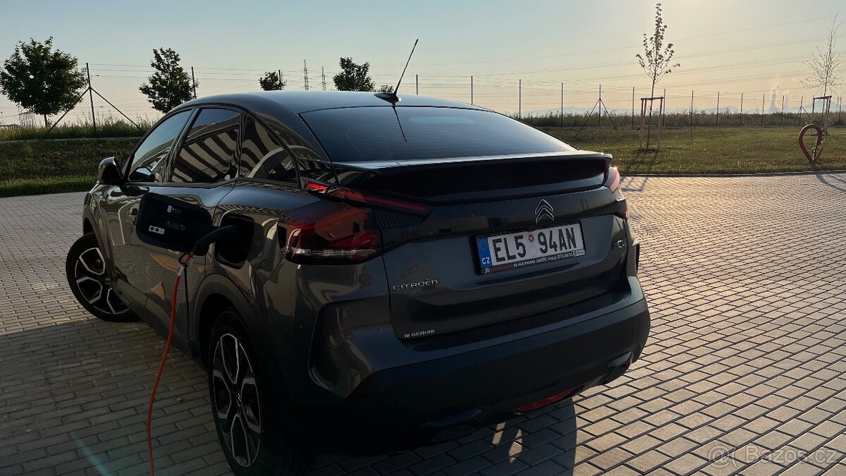 Elektrický Citroen ëC4 - plnâ výbava SOH 94% - 2